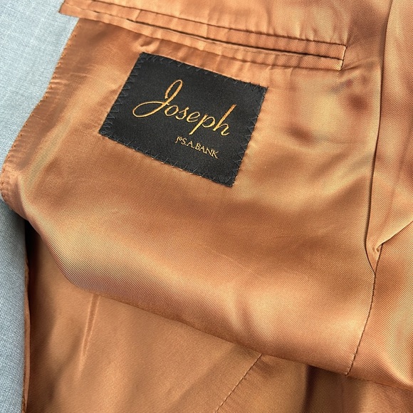 Jos A Bank 42 Reg Suit Jacket - Picture 4 of 5